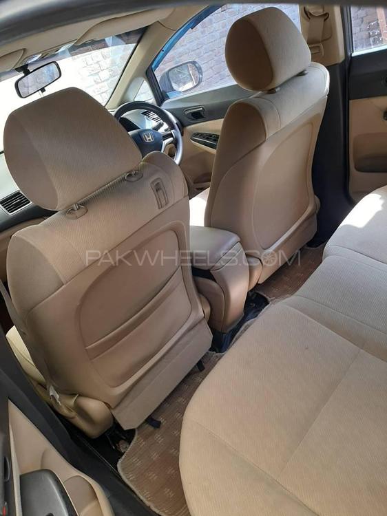 Honda Civic 2010 for Sale in Faisalabad Honda Civic 2010 for Sale in Faisalabad Image-8
