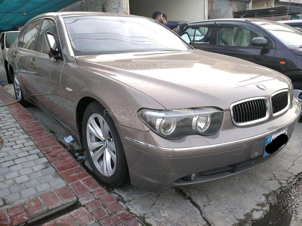 بی ایم ڈبلیو 7 سیریز 2002 for Sale in لاہور بی ایم ڈبلیو 7 سیریز 2002 for Sale in لاہور Image-3