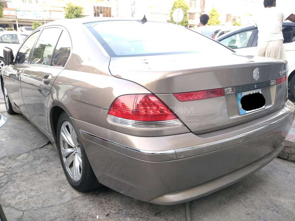 بی ایم ڈبلیو 7 سیریز 2002 for Sale in لاہور بی ایم ڈبلیو 7 سیریز 2002 for Sale in لاہور Image-14