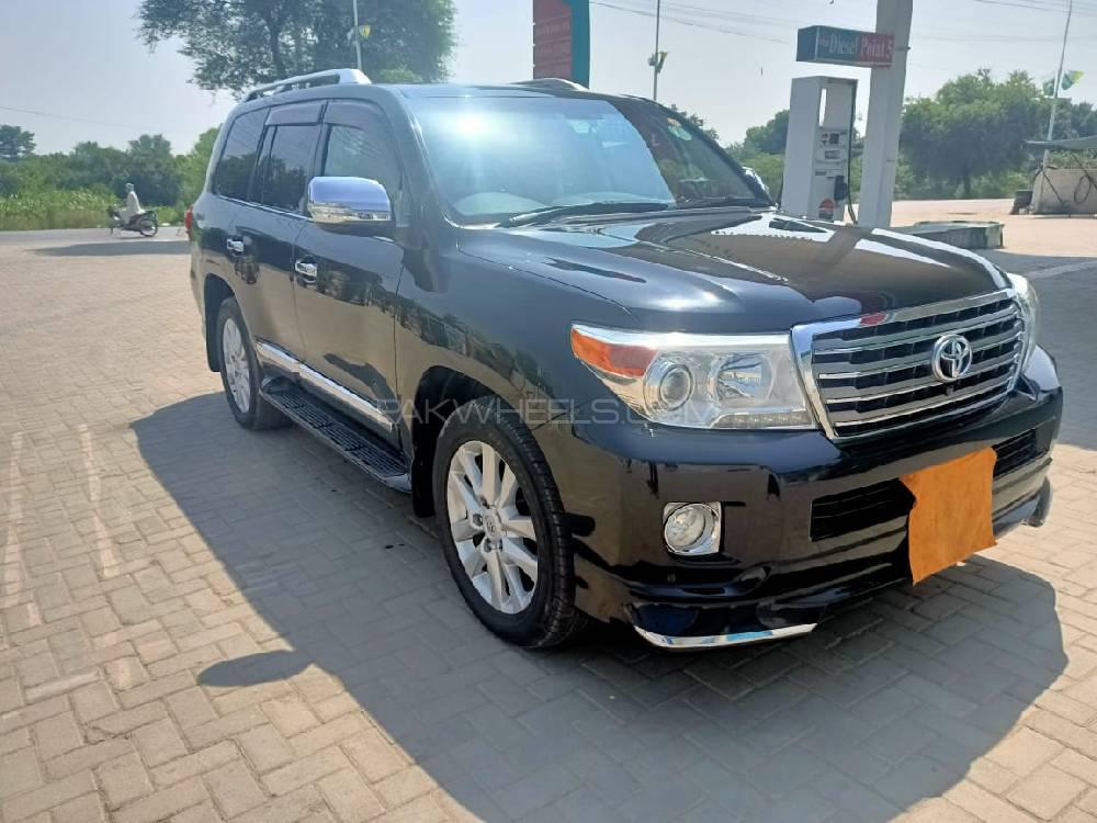 Toyota Land Cruiser 2013 for Sale in Multan Image-1
