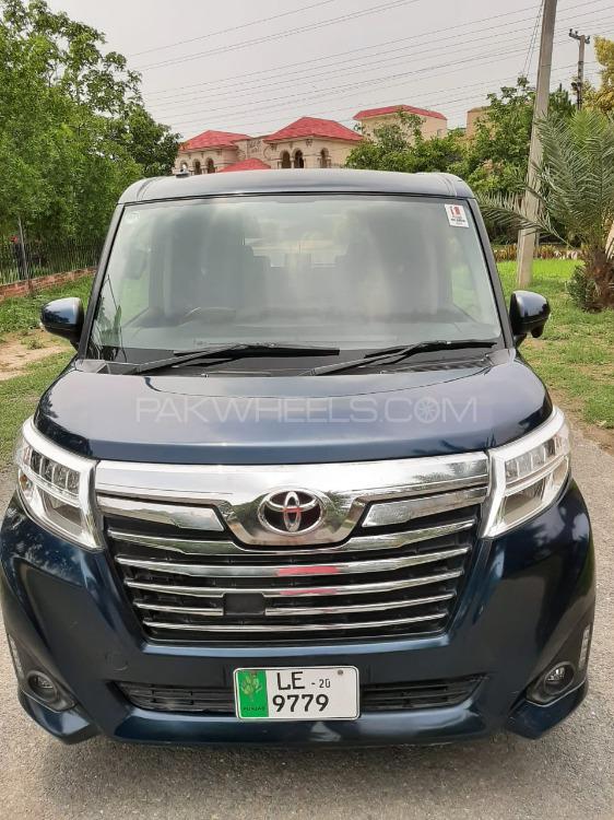 Toyota Roomy 2017 for Sale in Lahore Image-1