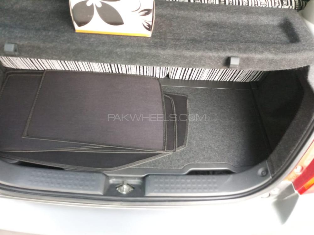 Suzuki Swift 2014 for Sale in Jhelum Suzuki Swift 2014 for Sale in Jhelum Image-9