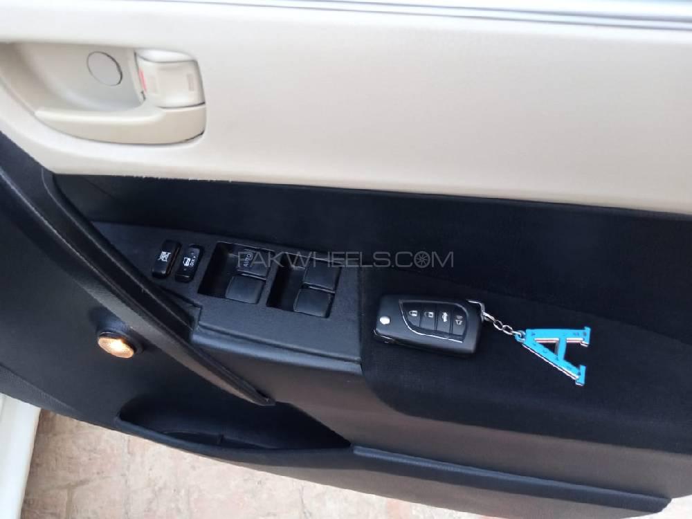 Toyota Corolla 2014 for Sale in Sahiwal Toyota Corolla 2014 for Sale in Sahiwal Image-10