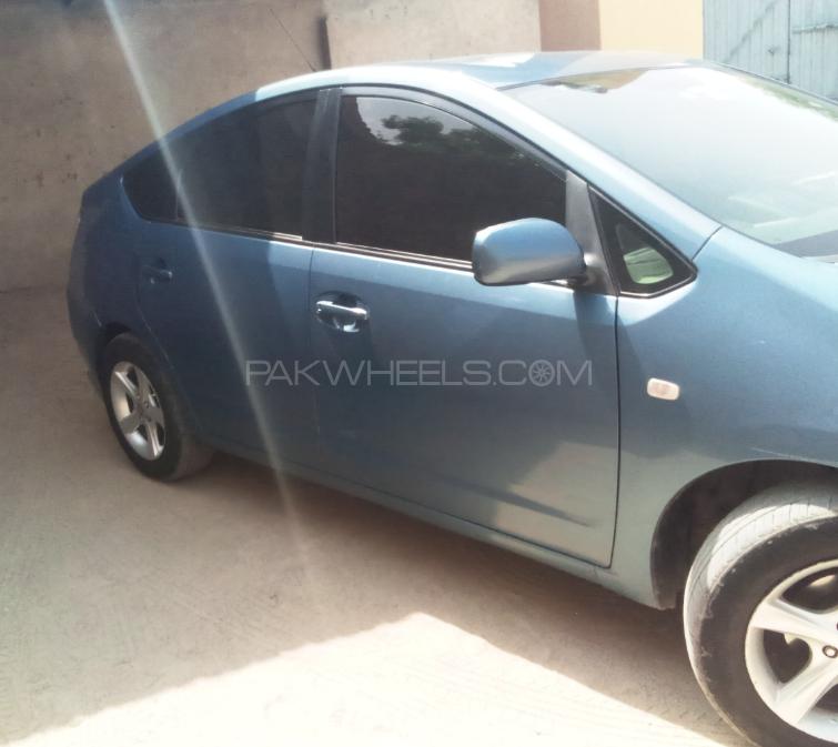 Toyota Prius 2008 for Sale in Peshawar Toyota Prius 2008 for Sale in Peshawar Image-3