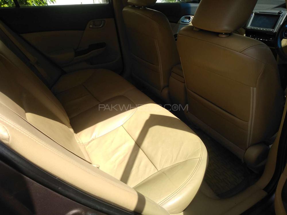 Honda Civic 2015 for Sale in Karachi Honda Civic 2015 for Sale in Karachi Image-13