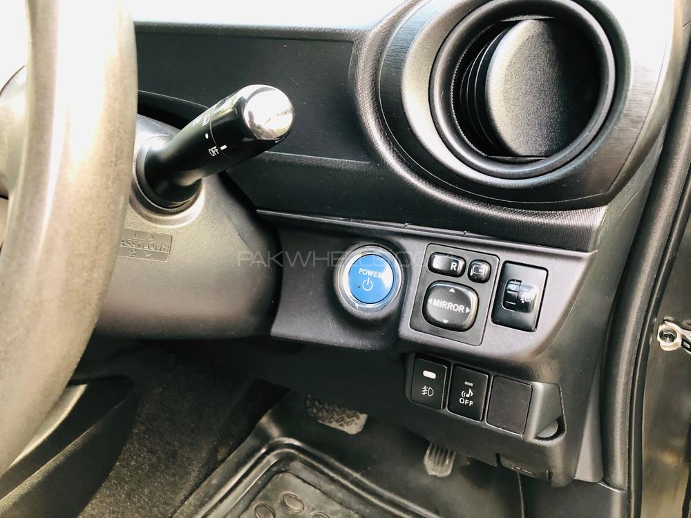 Toyota Aqua 2017 for Sale in Gujranwala Toyota Aqua 2017 for Sale in Gujranwala Image-16