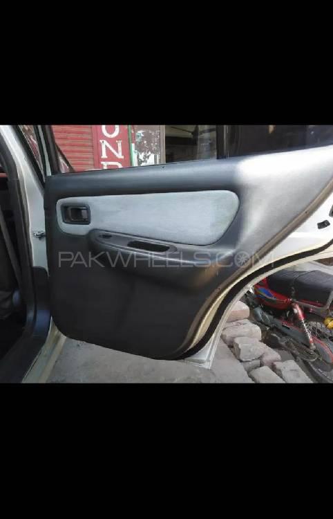 Nissan Sunny 2002 for Sale in Jaranwala Nissan Sunny 2002 for Sale in Jaranwala Image-4