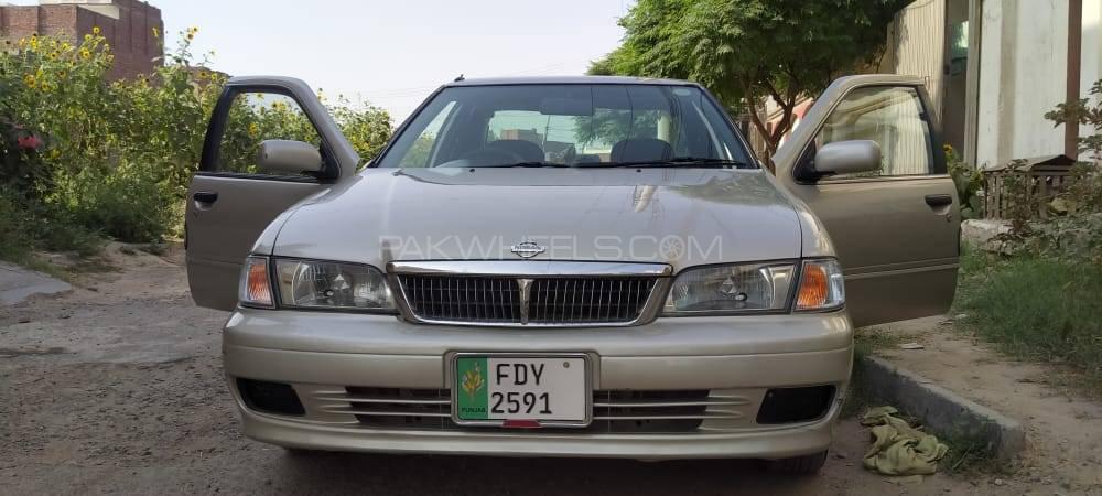 Nissan Sunny 2002 for Sale in Jaranwala Image-1