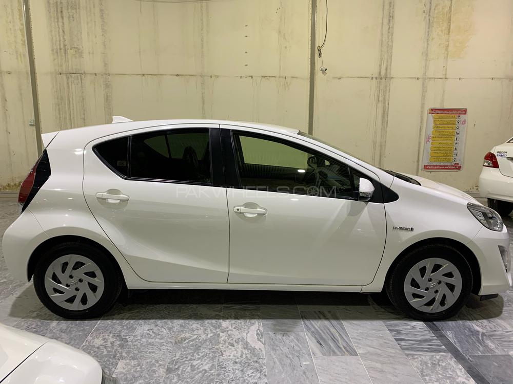 Toyota Aqua 2016 for Sale in Sahiwal Toyota Aqua 2016 for Sale in Sahiwal Image-6