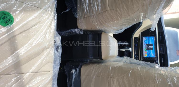Toyota Corolla 2020 for Sale in Peshawar Toyota Corolla 2020 for Sale in Peshawar Image-6