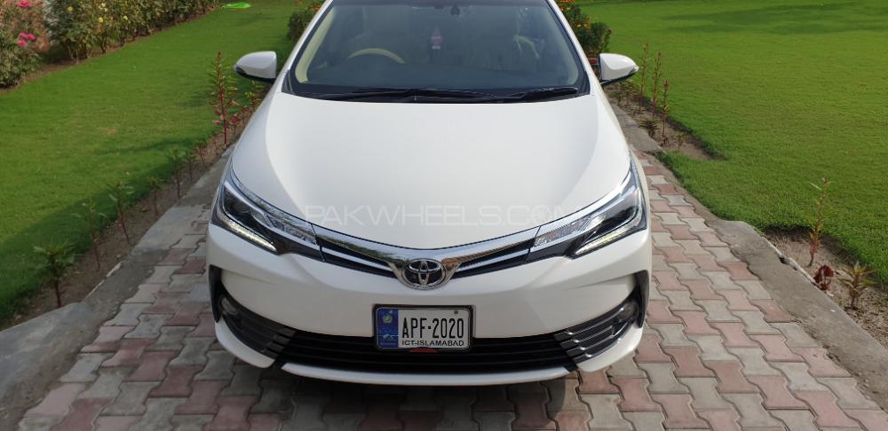Toyota Corolla 2020 for Sale in Peshawar Image-1