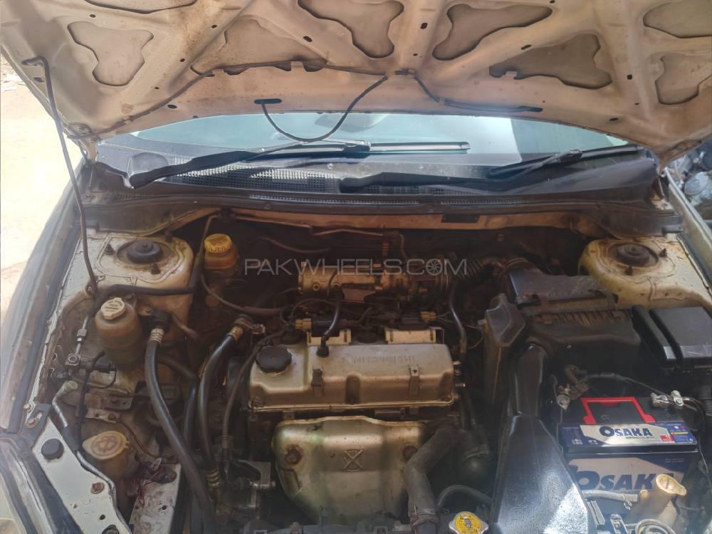 Mitsubishi Lancer 2005 for Sale in Karachi Mitsubishi Lancer 2005 for Sale in Karachi Image-9
