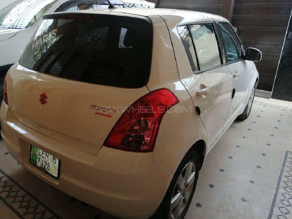Suzuki Swift 2015 for Sale in Lahore Image-1