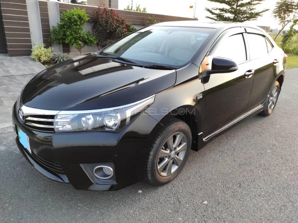 Toyota Corolla 2016 for Sale in Lahore Image-1