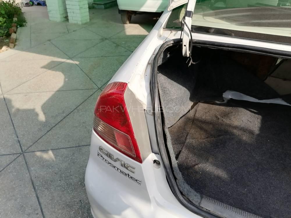 Honda Civic 2005 for Sale in Lahore Honda Civic 2005 for Sale in Lahore Image-7