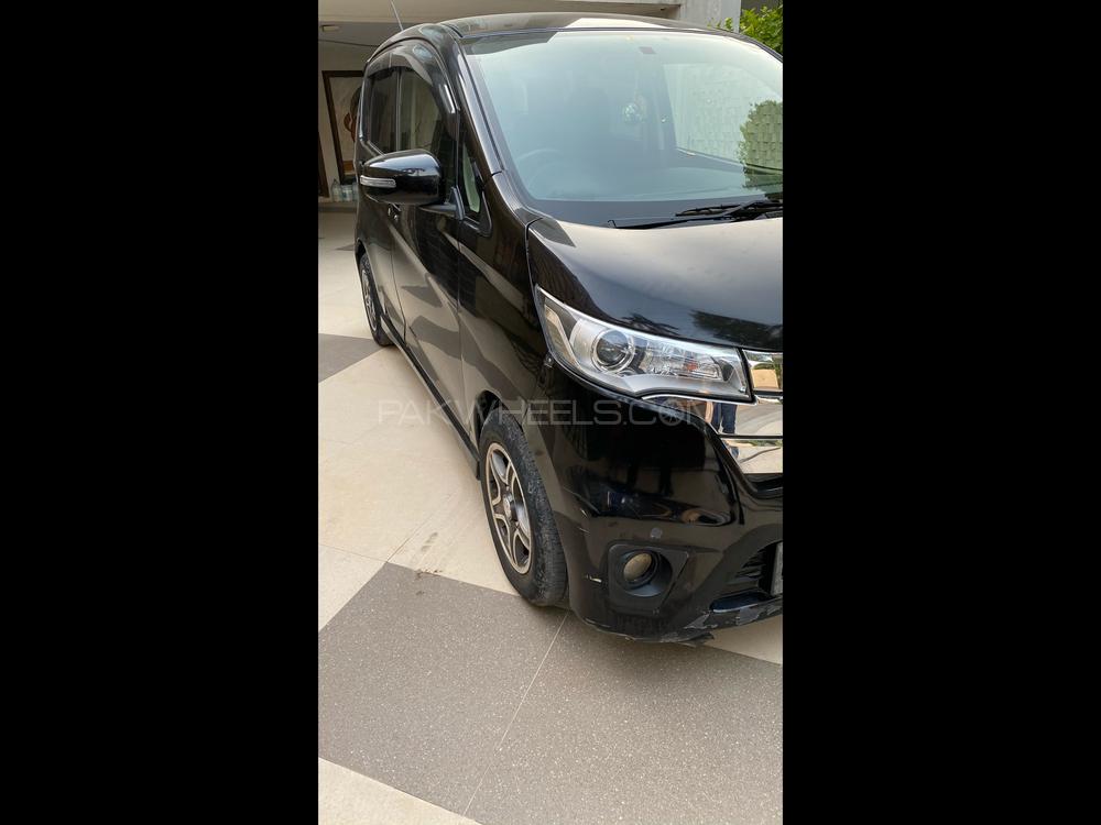 Nissan Dayz Highway Star 2013 for Sale in Lahore Nissan Dayz Highway Star 2013 for Sale in Lahore Image-3