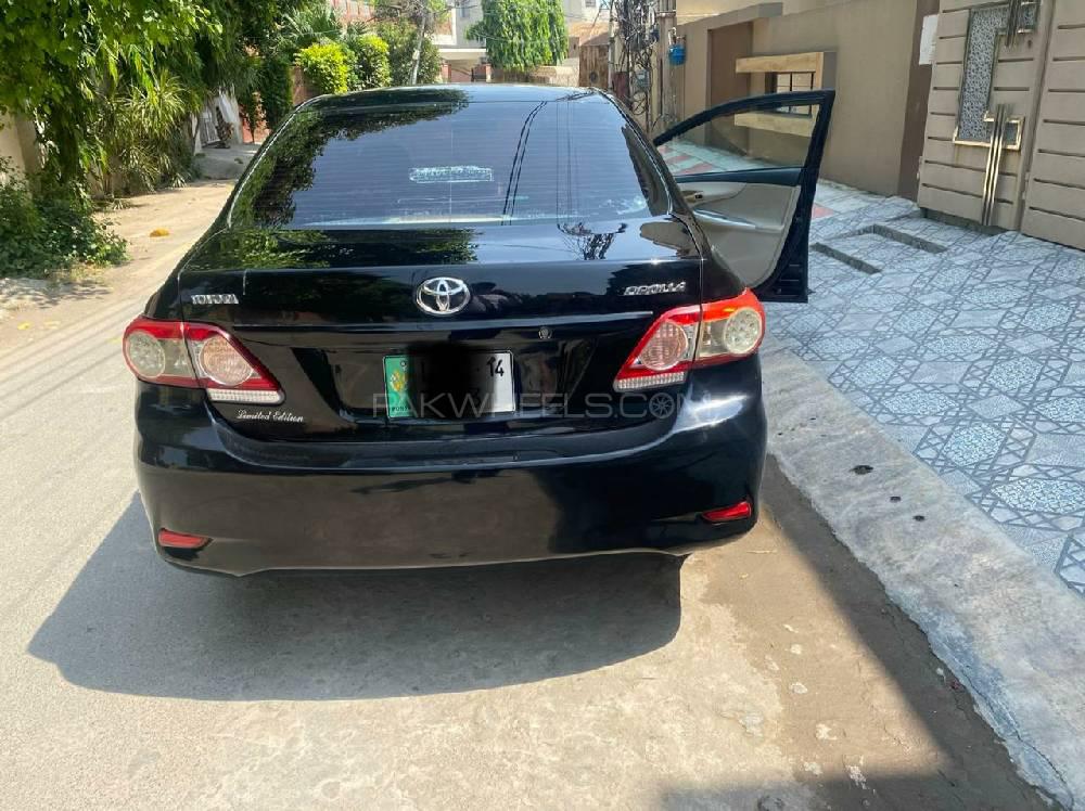 Toyota Corolla 2014 for Sale in Lahore Image-1