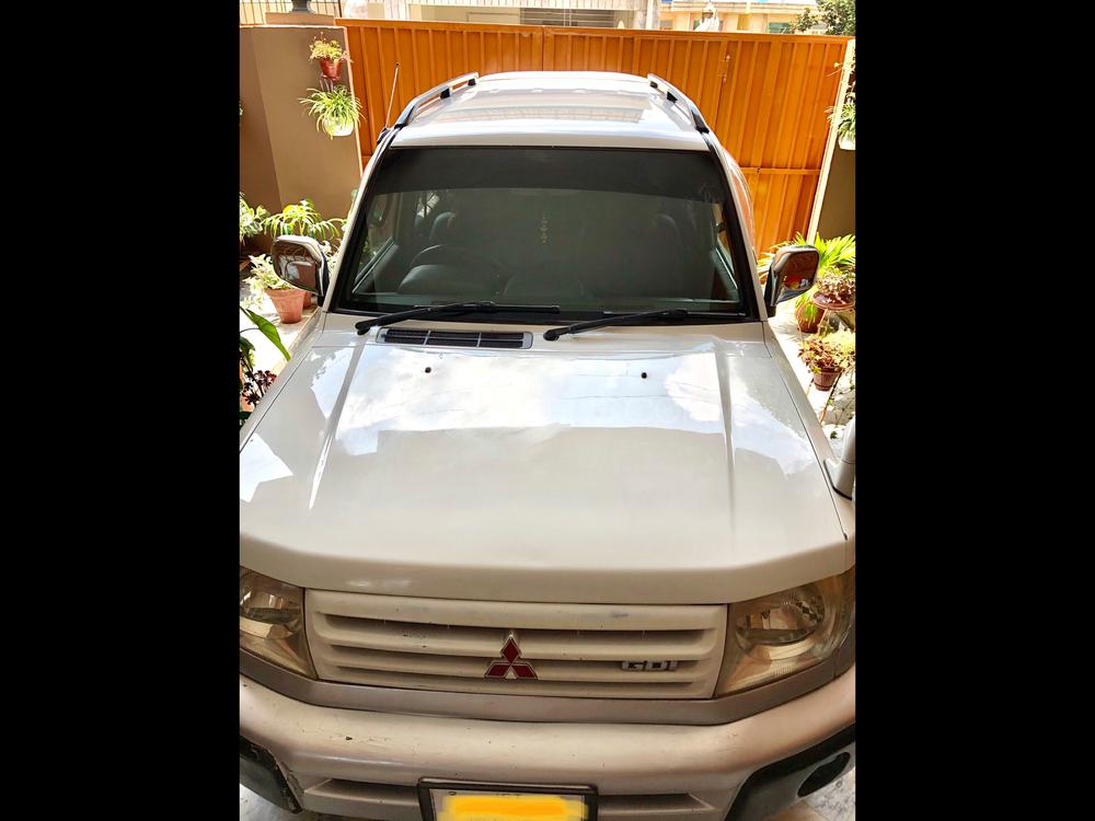 Mitsubishi Pajero 1999 for Sale in Abbottabad Image-1
