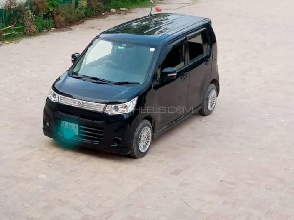 Suzuki Wagon R 2013 for Sale in Peshawar Suzuki Wagon R 2013 for Sale in Peshawar Image-3