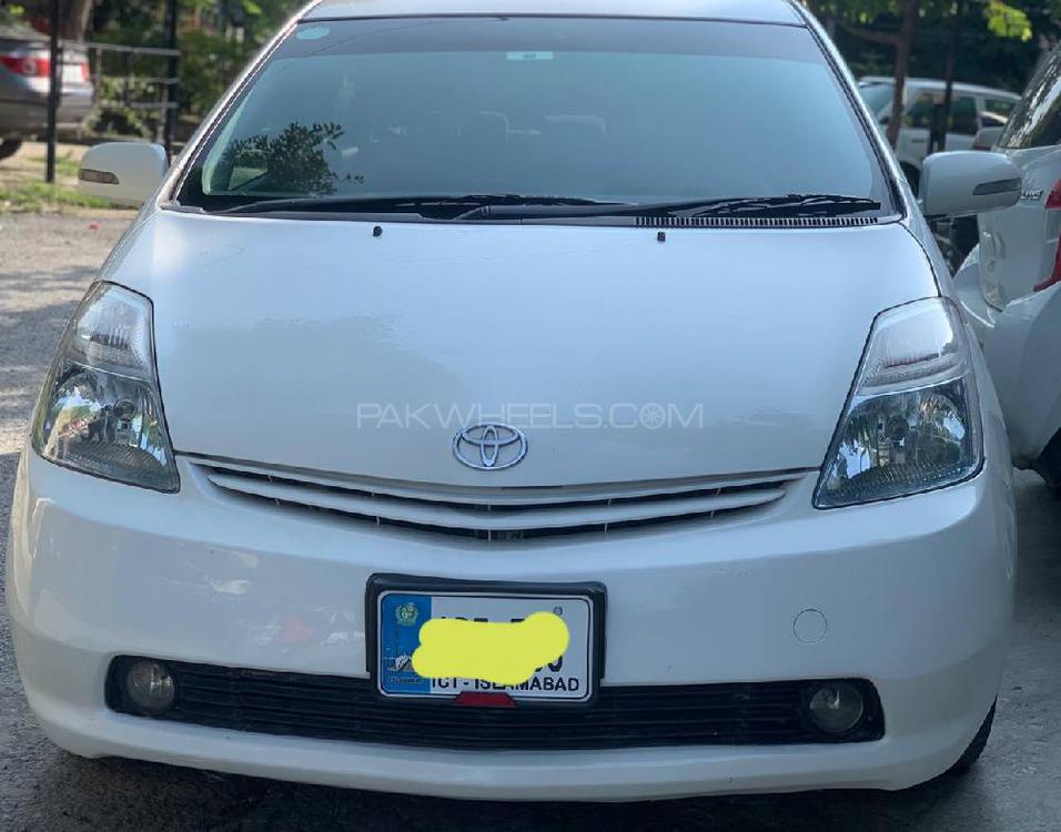 Toyota Prius 2010 for Sale in Peshawar Image-1