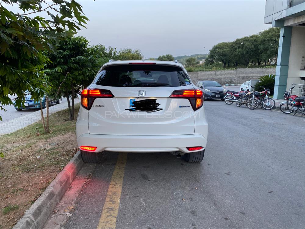Honda Vezel 2015 for Sale in Islamabad Honda Vezel 2015 for Sale in Islamabad Image-3