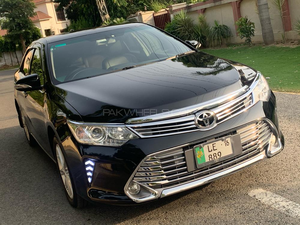 Toyota Camry 2012 for Sale in Lahore Image-1