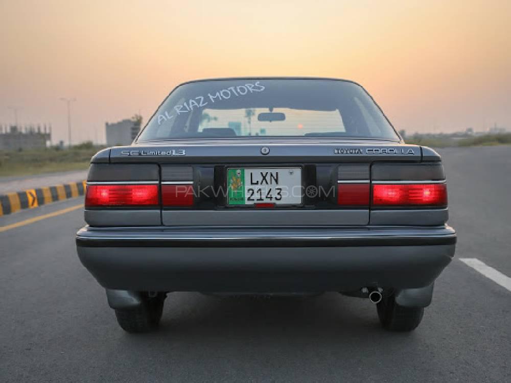 Toyota Corolla 1990 for Sale in Lahore Toyota Corolla 1990 for Sale in Lahore Image-4