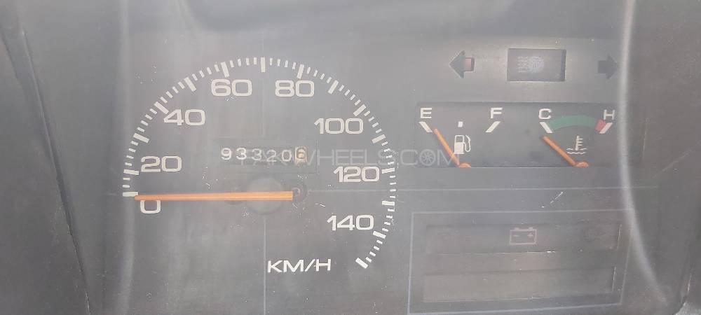 Suzuki Mehran 2005 for Sale in Lahore Suzuki Mehran 2005 for Sale in Lahore Image-2