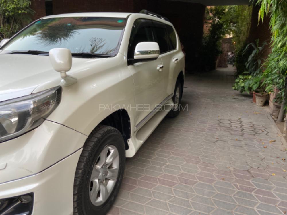 ٹویوٹا پراڈو 2010 for Sale in لاہور ٹویوٹا پراڈو 2010 for Sale in لاہور Image-8