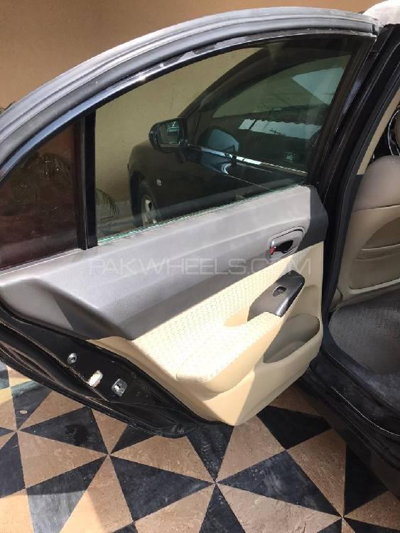 Honda Civic 2006 for Sale in Lahore Honda Civic 2006 for Sale in Lahore Image-15