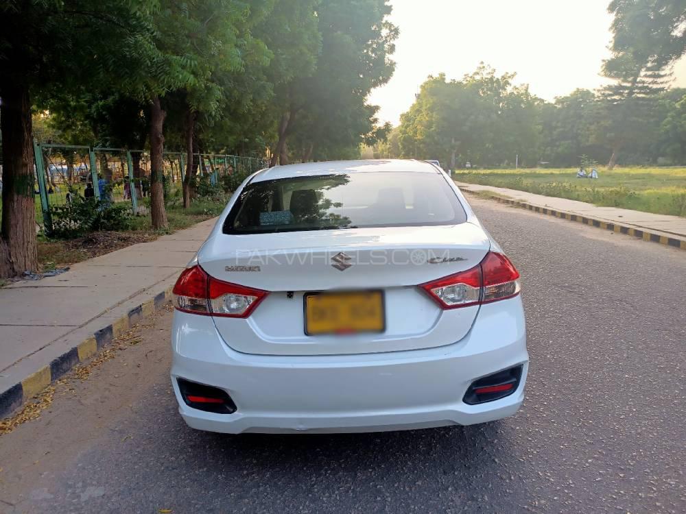 Suzuki Ciaz 2017 for Sale in Karachi Suzuki Ciaz 2017 for Sale in Karachi Image-4
