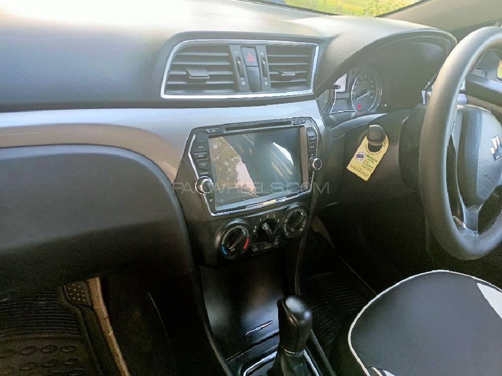 Suzuki Ciaz 2017 for Sale in Karachi Suzuki Ciaz 2017 for Sale in Karachi Image-12