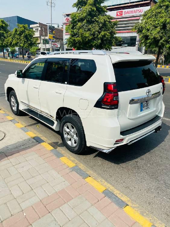 Toyota Prado 2011 for Sale in Lahore Toyota Prado 2011 for Sale in Lahore Image-4