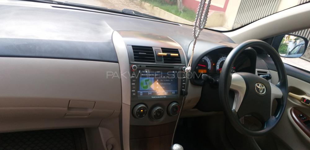 Toyota Corolla 2011 for Sale in Lahore Image-1