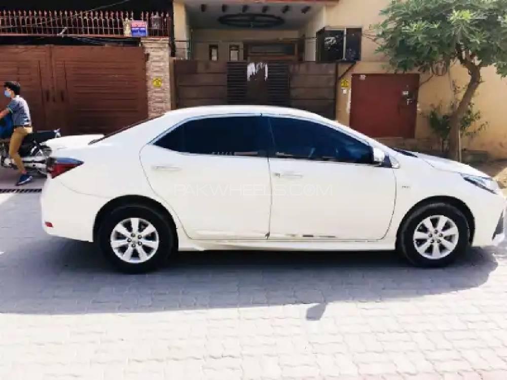 Toyota Corolla 2016 for Sale in Sialkot Toyota Corolla 2016 for Sale in Sialkot Image-11