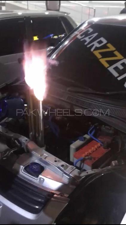 Suzuki Swift - 2013 Carzzers Suzuki Swift - 2013 Carzzers Image-4