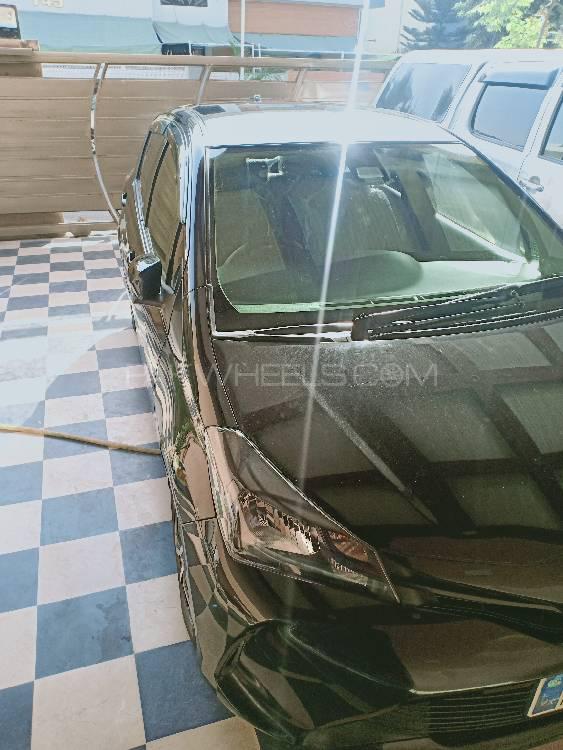 Toyota Vitz 2016 for Sale in Islamabad Image-1