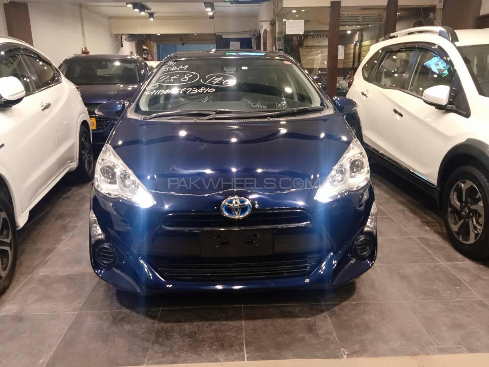 ٹویوٹا اکوا 2017 for Sale in کراچی ٹویوٹا اکوا 2017 for Sale in کراچی Image-2