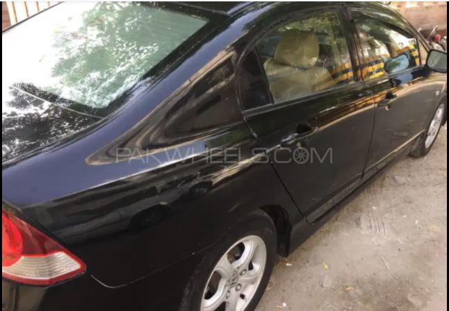 Honda Civic 2010 for Sale in Multan Image-1