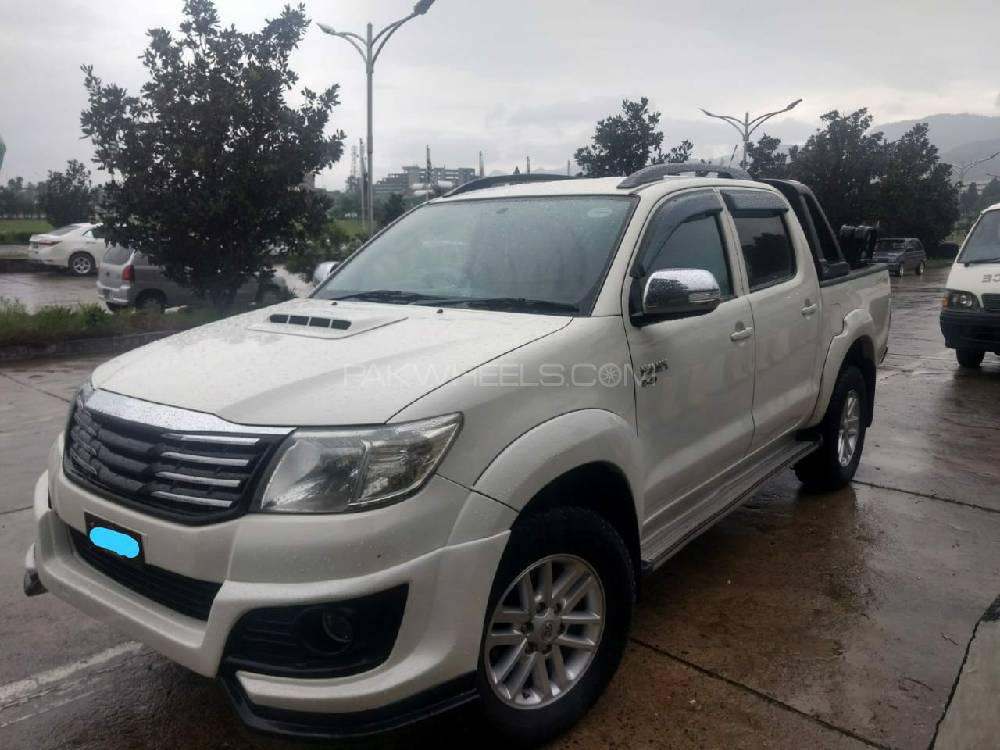 Toyota Hilux 2014 for Sale in Islamabad Toyota Hilux 2014 for Sale in Islamabad Image-2