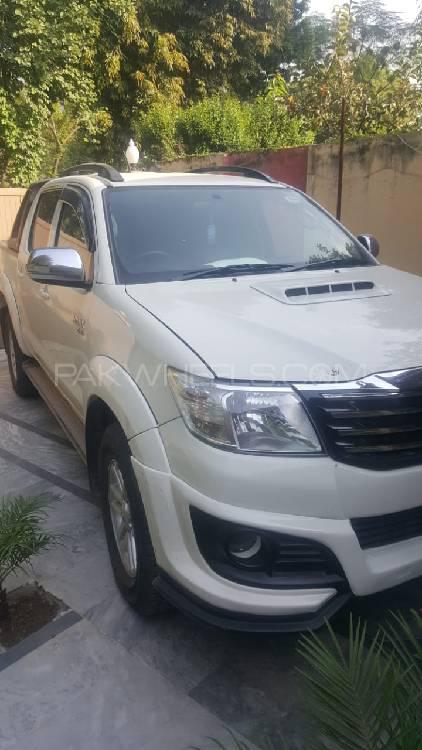 Toyota Hilux 2014 for Sale in Islamabad Toyota Hilux 2014 for Sale in Islamabad Image-3