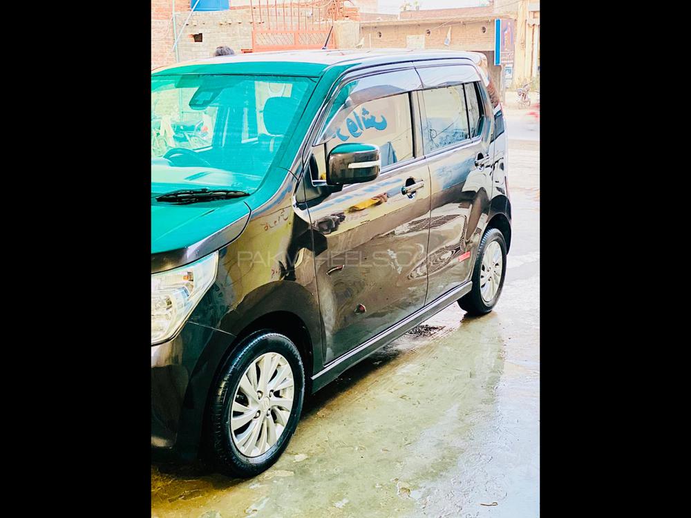 Suzuki Wagon R 2016 for Sale in Sialkot Suzuki Wagon R 2016 for Sale in Sialkot Image-3