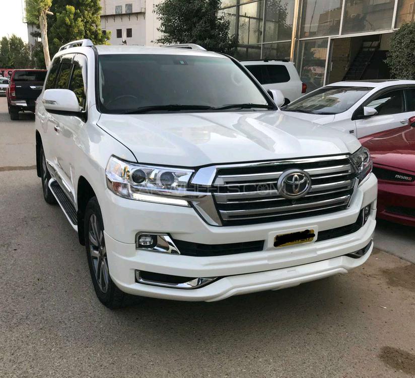 Toyota Land Cruiser 2010 for Sale in Karachi Toyota Land Cruiser 2010 for Sale in Karachi Image-2