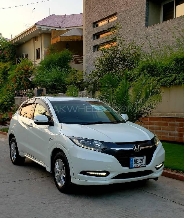 Honda Vezel 2014 for Sale in Faisalabad Honda Vezel 2014 for Sale in Faisalabad Image-13