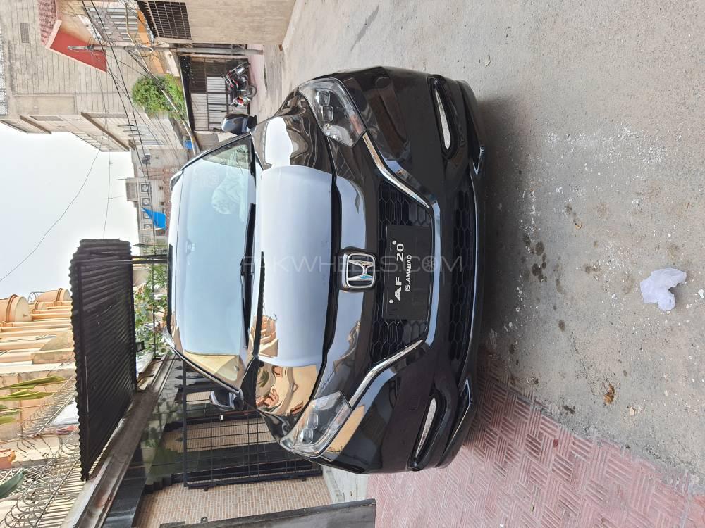 Honda Vezel 2014 for Sale in Faisalabad Honda Vezel 2014 for Sale in Faisalabad Image-8