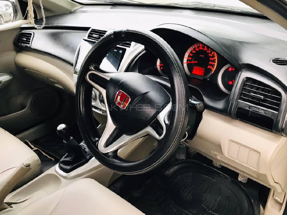 Honda City 2013 for Sale in Lahore Honda City 2013 for Sale in Lahore Image-15