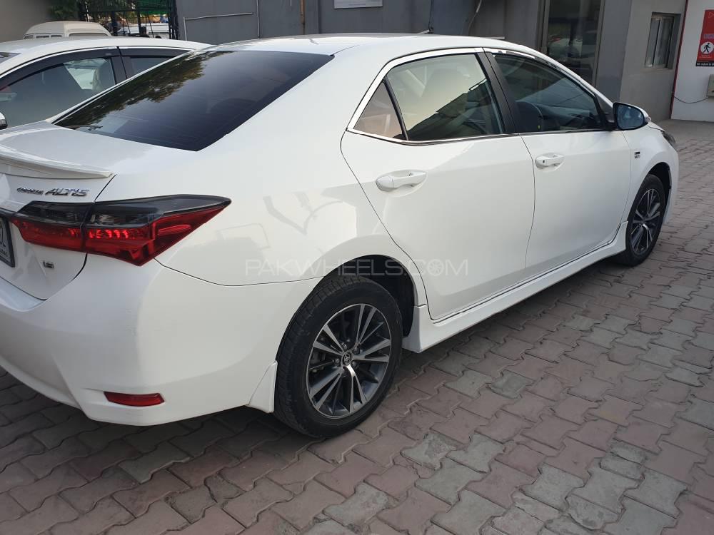 Toyota Corolla 2018 for Sale in Faisalabad Toyota Corolla 2018 for Sale in Faisalabad Image-5
