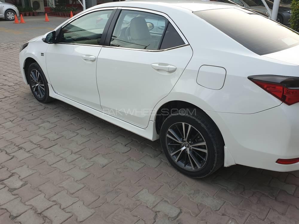 Toyota Corolla 2018 for Sale in Faisalabad Toyota Corolla 2018 for Sale in Faisalabad Image-4