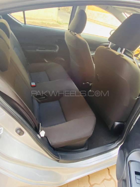 Toyota Aqua 2017 for Sale in Sialkot Toyota Aqua 2017 for Sale in Sialkot Image-4