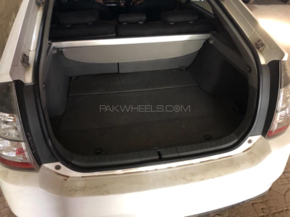 Toyota Prius 2008 for Sale in Hafizabad Toyota Prius 2008 for Sale in Hafizabad Image-5